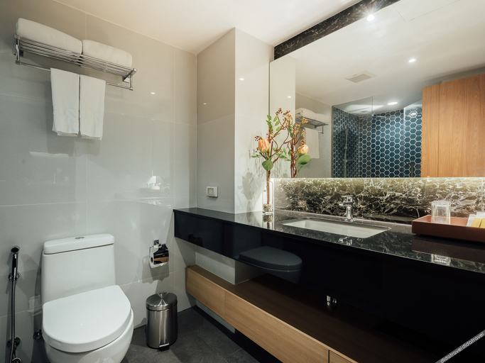 Bathroom 4, Montana Hotel & Residence, Huai Kwang