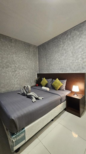 Bedroom 15