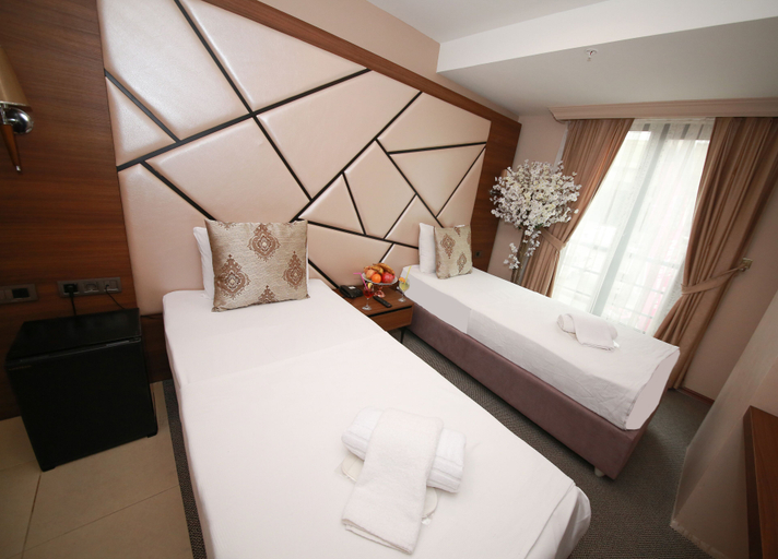 Bedroom 2, Litros Hotel & Spa, Zeytinburnu