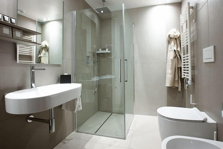 Bathroom 7