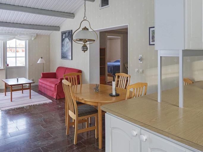 Others 2, person holiday home in ASBRO-By Traum, Askersund