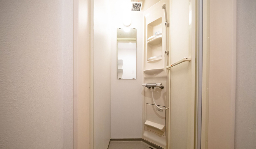 Bathroom 3, Hermitage Nishi Shinjuku, Shinjuku