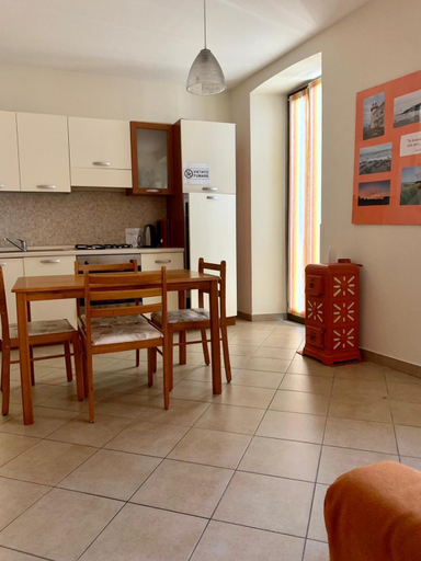 Dining Room 2