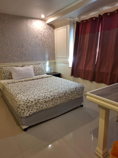 Bedroom 26