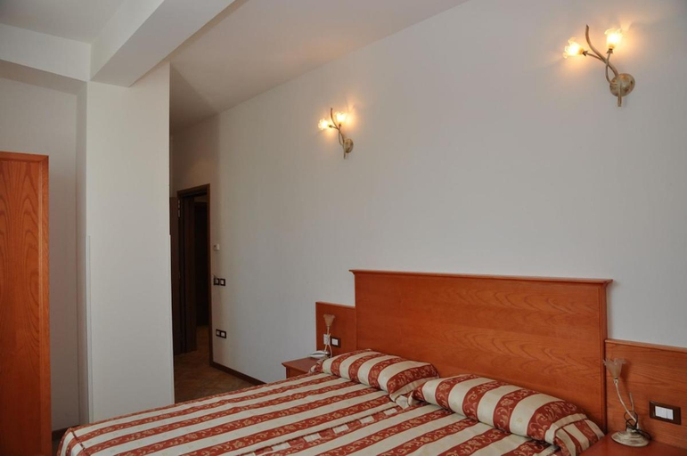 Others 3, LOCANDA Mingaren, Forli' - Cesena