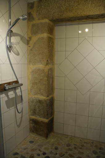 Bathroom 3, LA FERME des DAIMS, Côtes-d'Armor