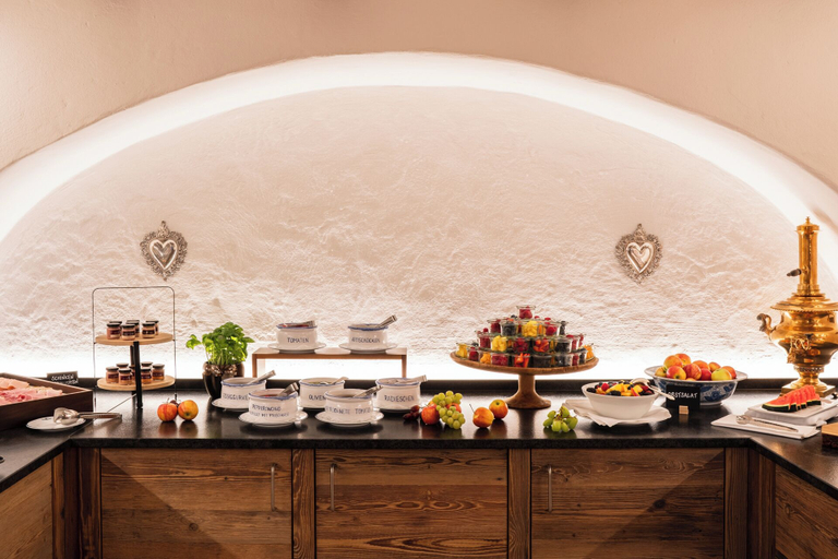 Food & Drinks 5, Landsitz Römerhof - Hotel Apartments, Kitzbühel