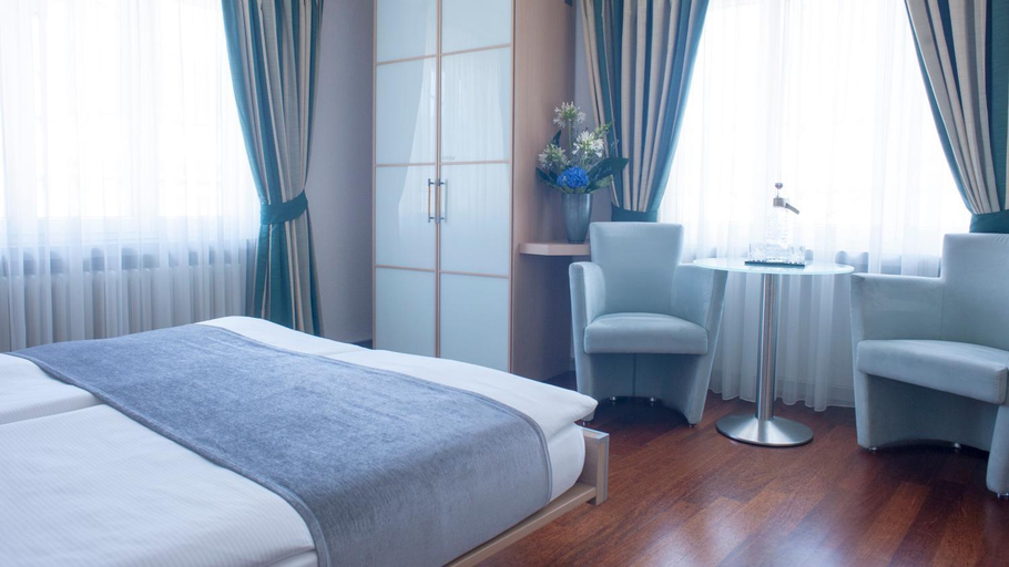 Bedroom 9