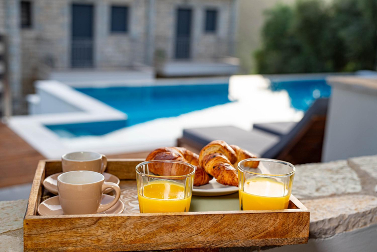 Food & Drinks 5, Perdika Ionion Villas, Epirus