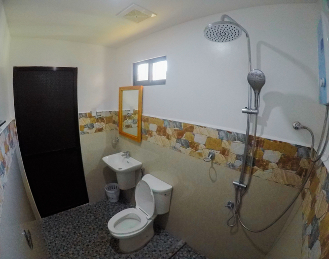 Bathroom 4, Aloha Seaside  Resort, San Juan