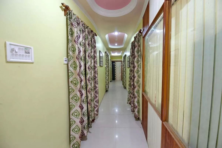 Public Area, Hotel Gitanjali Maldah, Maldah