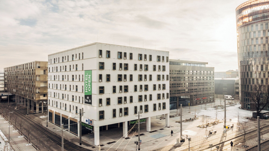 Exterior & Views 2, harry's home Graz smart city, Graz
