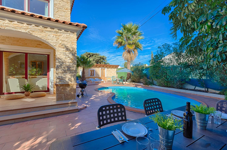 Facilities 2, Villas Guzman - Romero, Alicante