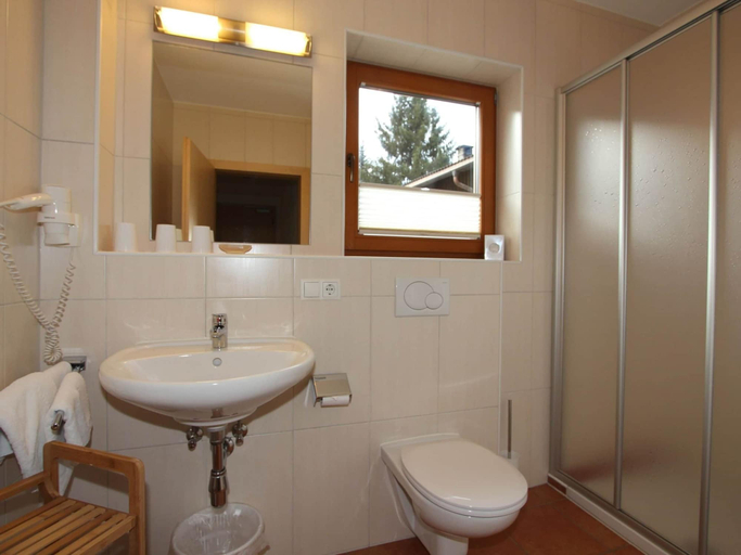Bathroom 3, Spacious Apartment in Uderns Near Ski Area, Schwaz