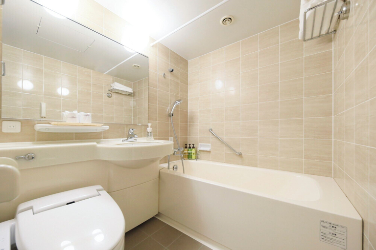 Bedroom 5, KKR Hotel Tokyo, Chiyoda