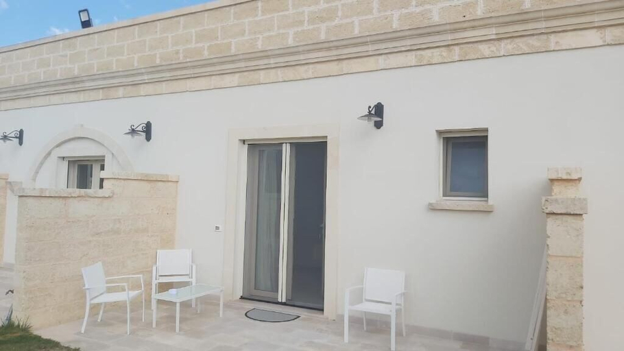 Others 5, Masseria Pozzelle, Lecce