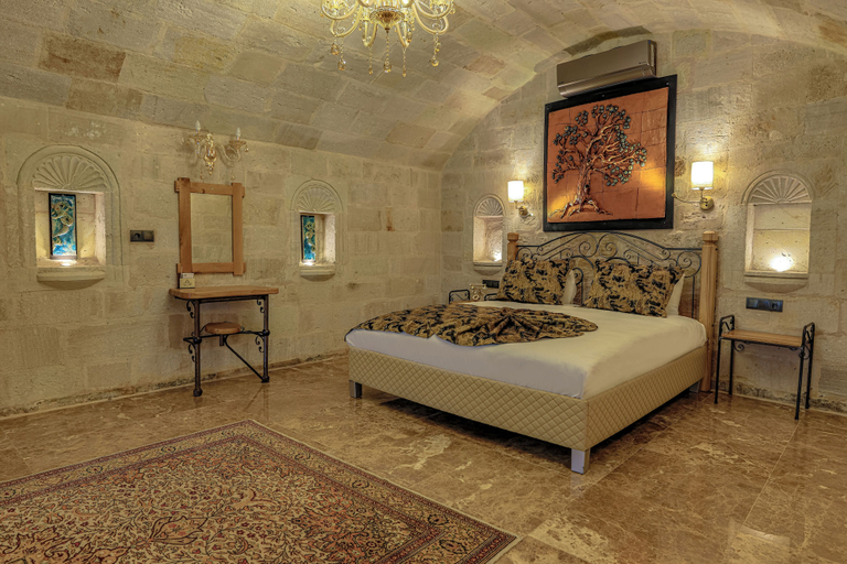 Bedroom 5, Göreme Cave Suites, Nevşehir