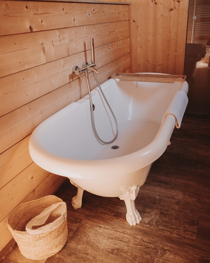 Bathroom 6