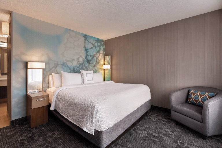 Bedroom 2, Courtyard by Marriott Topeka, Shawnee