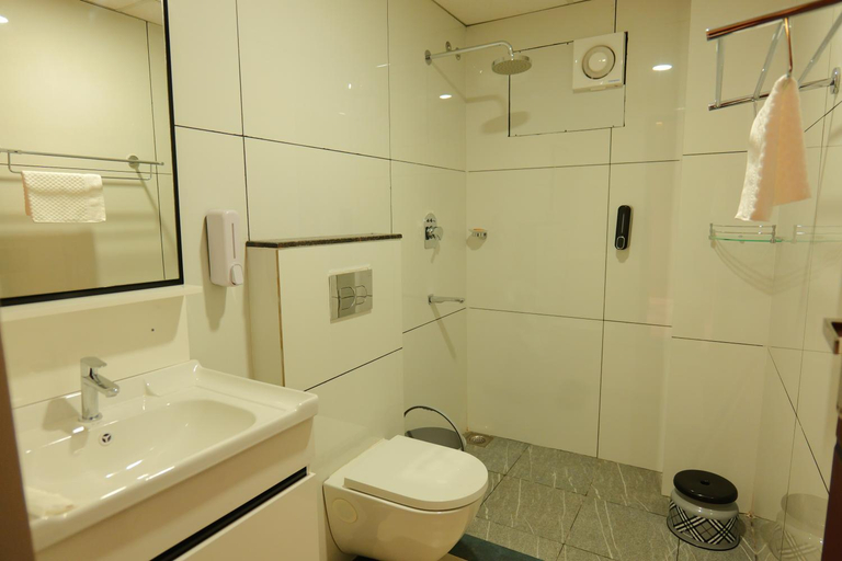 Bathroom 3, Hotel Classico International, Kasaragod
