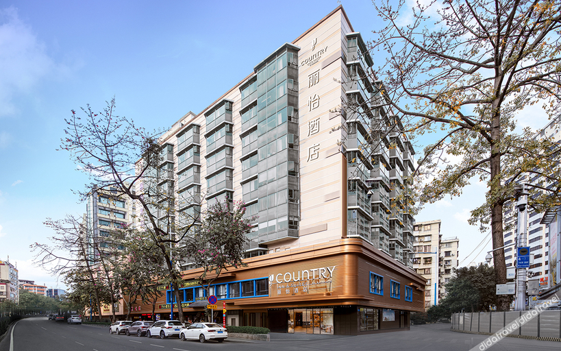 Exterior & Views