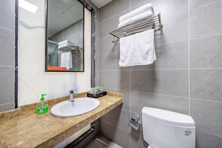 Bathroom 7
