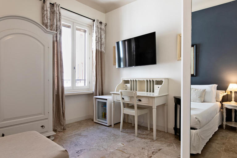 Bedroom 5, Hotel Broletto Mantova - centro storico, Mantua