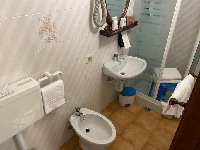Bathroom 3