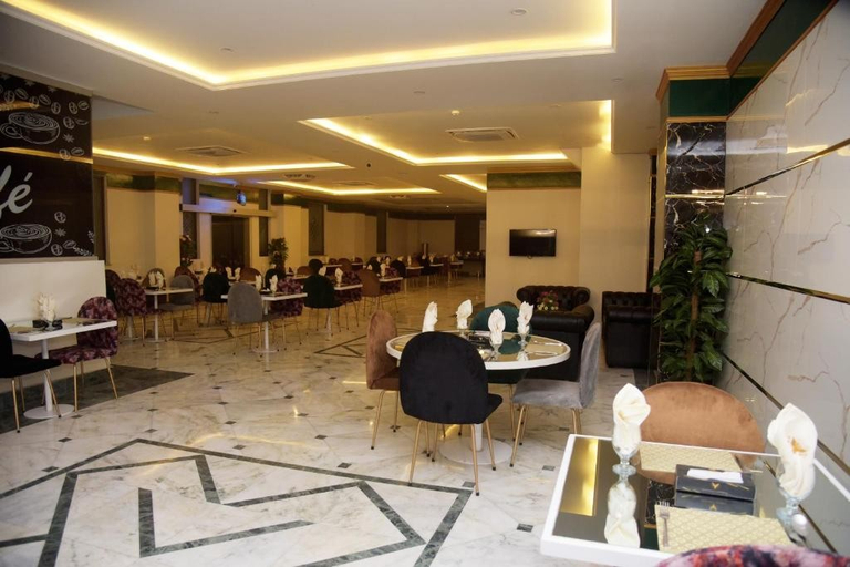 Food & Drinks 4, The Rich Hotel & Apartments, Lahore