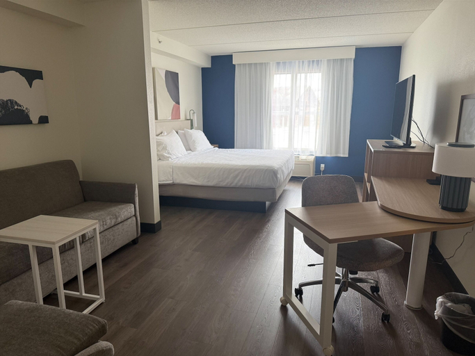 Bedroom 3, Spark by Hilton Woodbridge, Prince William