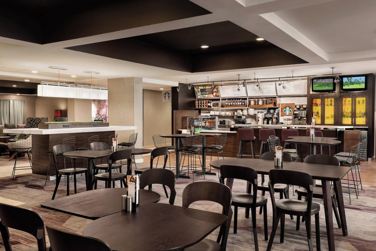 Food & Drinks 4, Courtyard by Marriott Topeka, Shawnee