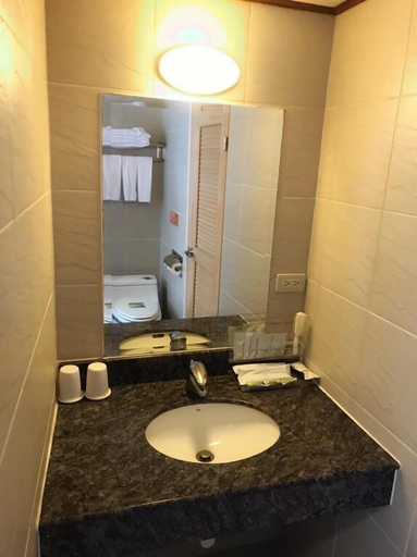 Bathroom 5