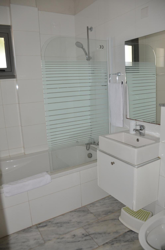 Bathroom 4, Latchi Escape Hotel and Suites