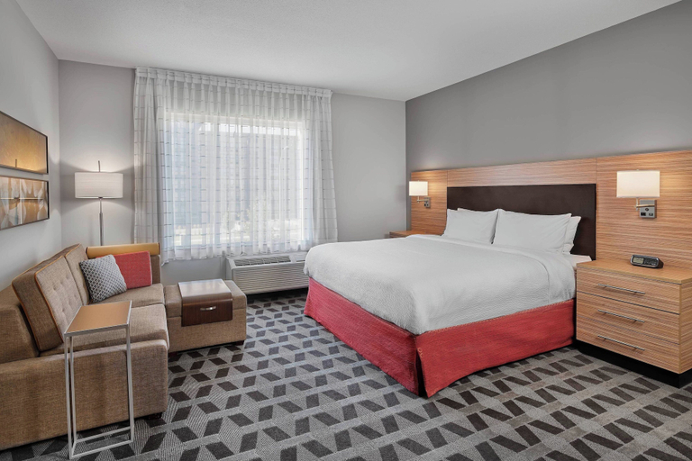Bedroom 3, TownePlace Suites by Marriott Edmonton Sherwood Park, Division No. 11