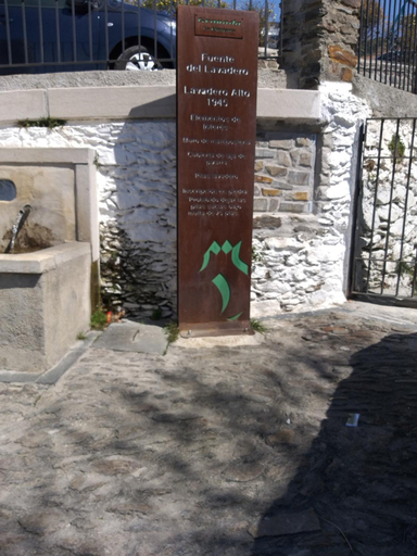 Others 5, Casa Tita Maria, Granada