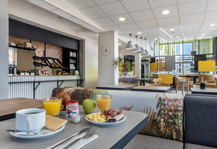 Food & Drinks 5, B&B HOTEL Saintes, Charente-Maritime