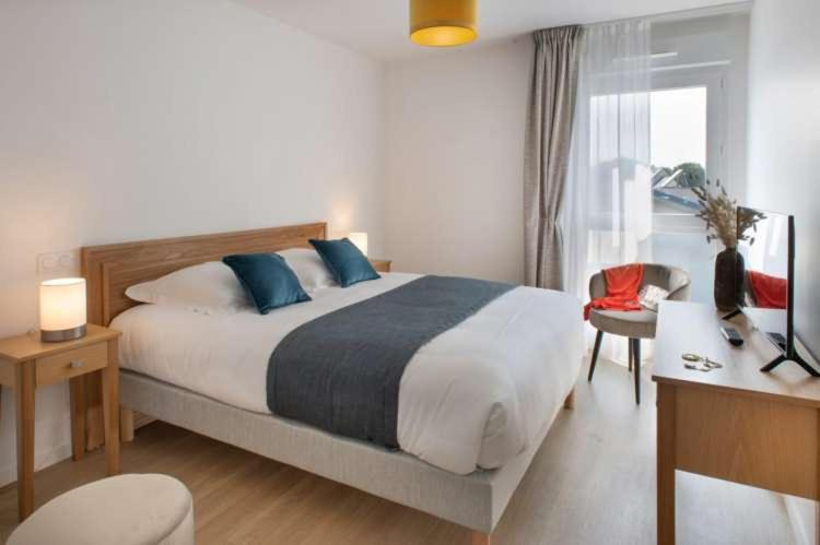 Others 4, DOMITYS LES COLOMBINES - Residence Services Seniors, Ille-et-Vilaine