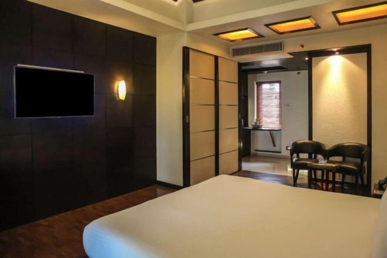 Bedroom 3, Ramada Resort Cochin, Ernakulam