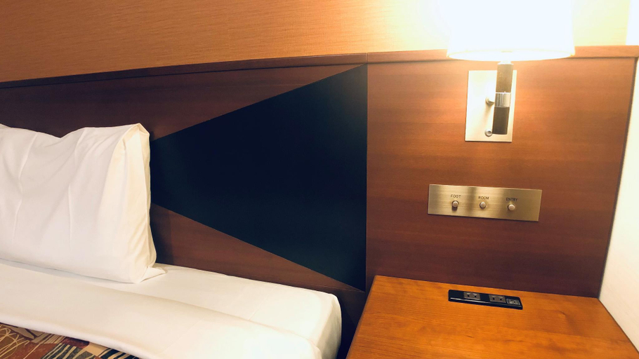 Bedroom 30