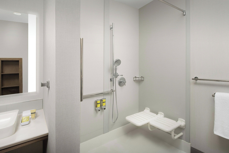 Bathroom 5, Element by Marriott Seattle Sea-Tac Airport, Tukwila