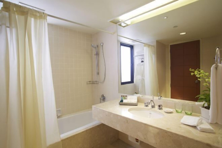 Bathroom 5