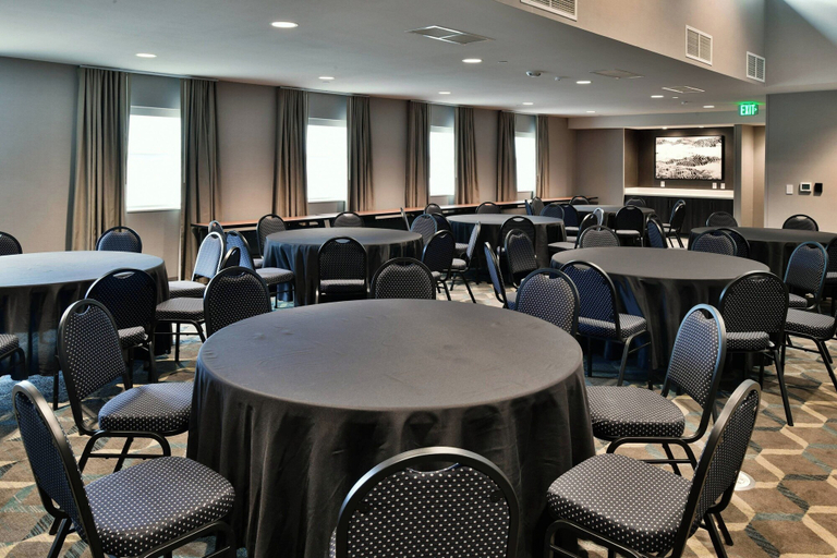 Food & Drinks 5, Residence Inn by Marriott Eau Claire, Eau Claire