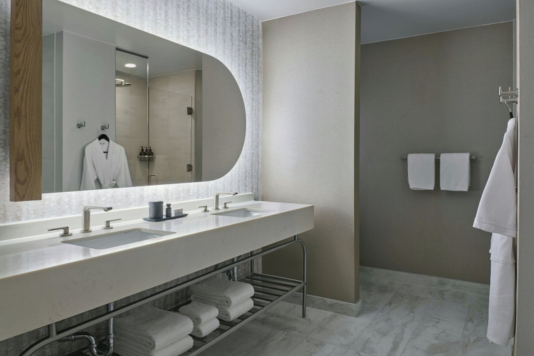 Bathroom 5, Viewline Resort Snowmass, Autograph Collection, Pitkin