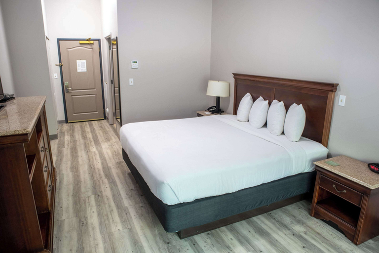 Bedroom 9