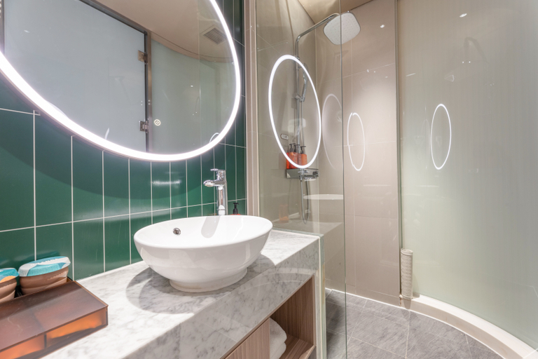 Bathroom 3, Orange Hotel Bengbu Yintai City, Bengbu