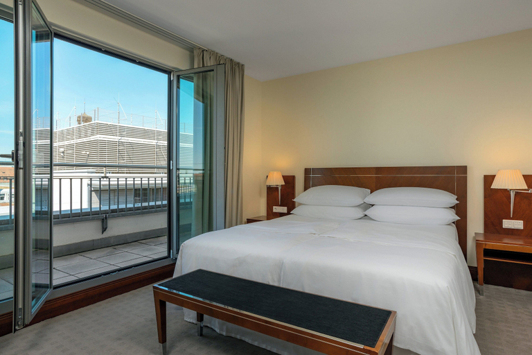 Bedroom 2, Sheraton Carlton Hotel Nürnberg, Nürnberg