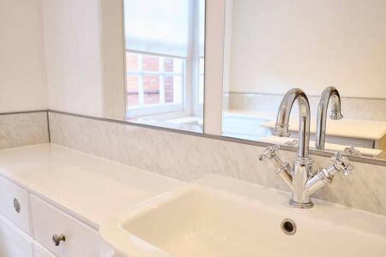 Bathroom, Host Stay St Radigunds House, Kent