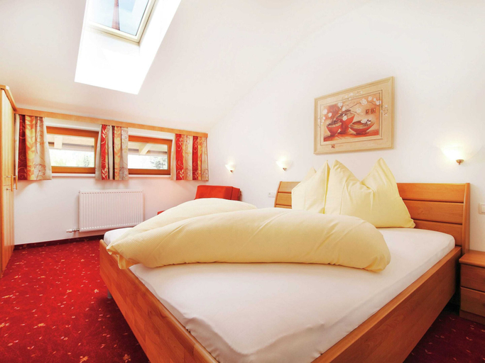 Bedroom 4, Spacious Apartment in Uderns Near Ski Area, Schwaz