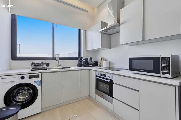 Others 5, bnbmehomes- 3BR near Kingdom Arena- 21, Riyadh