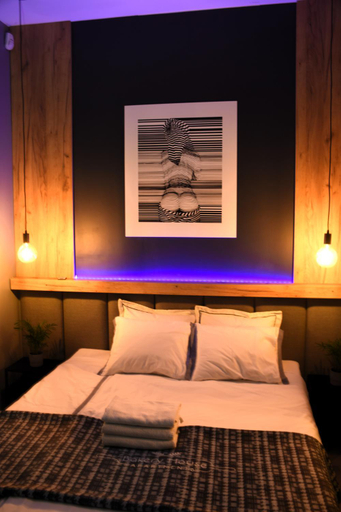 Bedroom 12